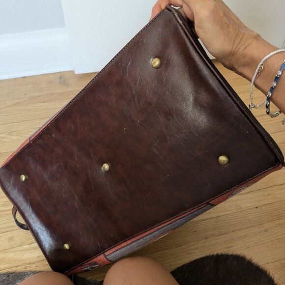 Nicole Lee bag with shoulder strap - Picture 3 of 5